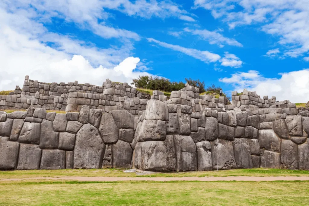 Sacsayhuamán tour cusco